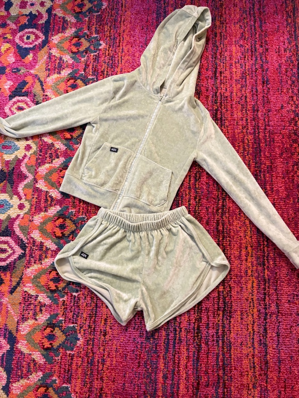 Tiger Friday set (hoodie + shorts)